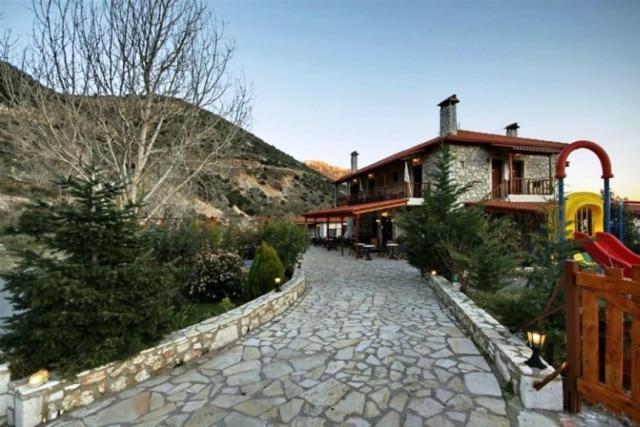 דימיטסאנה Koustenis Village מראה חיצוני תמונה